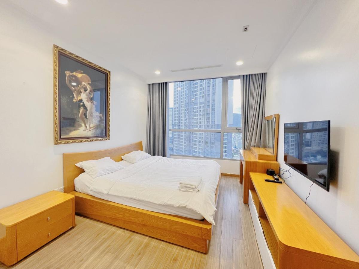 Homes By Christine - Vinhomes Central Park Ho Chi Minh-Byen Eksteriør billede