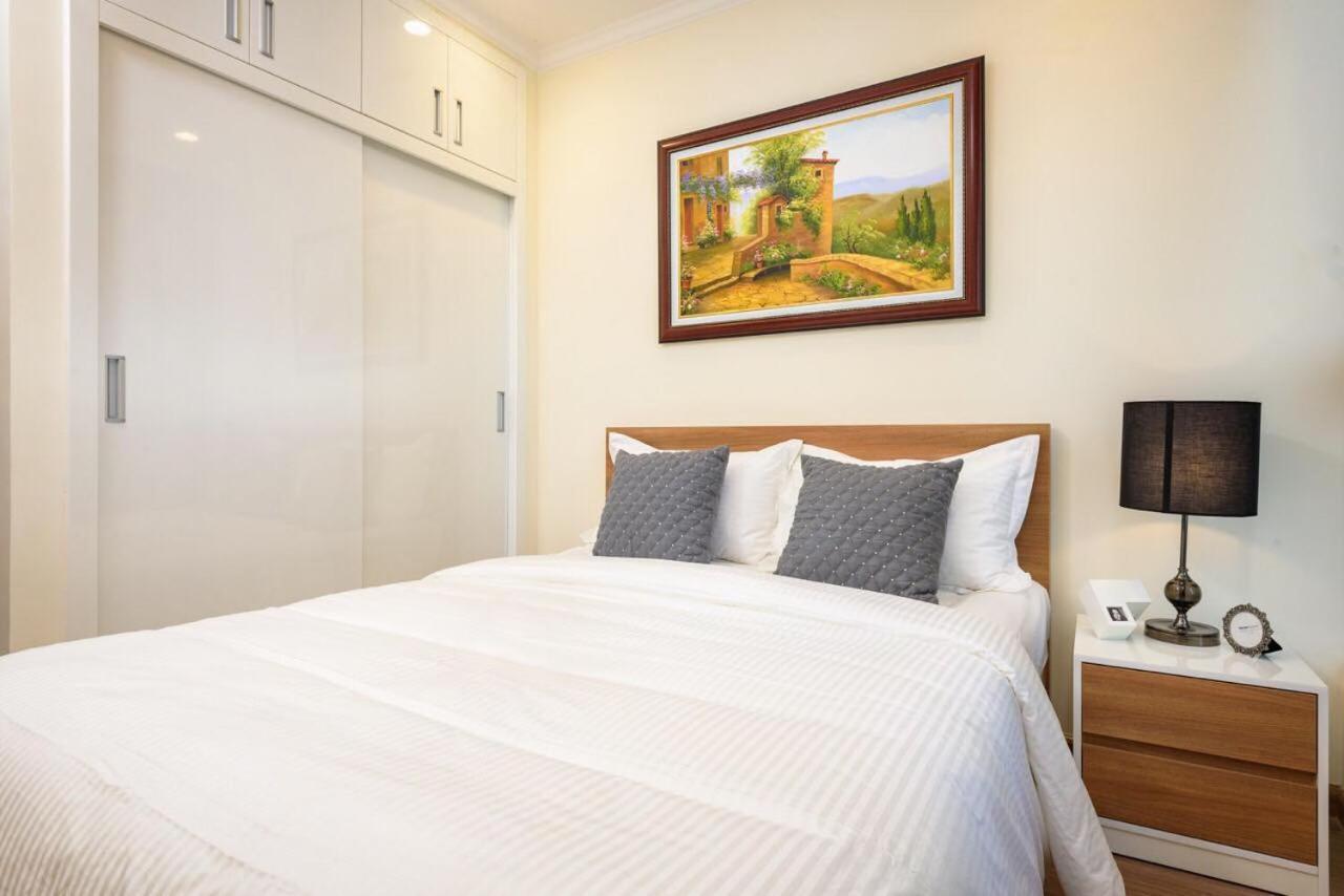 Homes By Christine - Vinhomes Central Park Ho Chi Minh-Byen Eksteriør billede