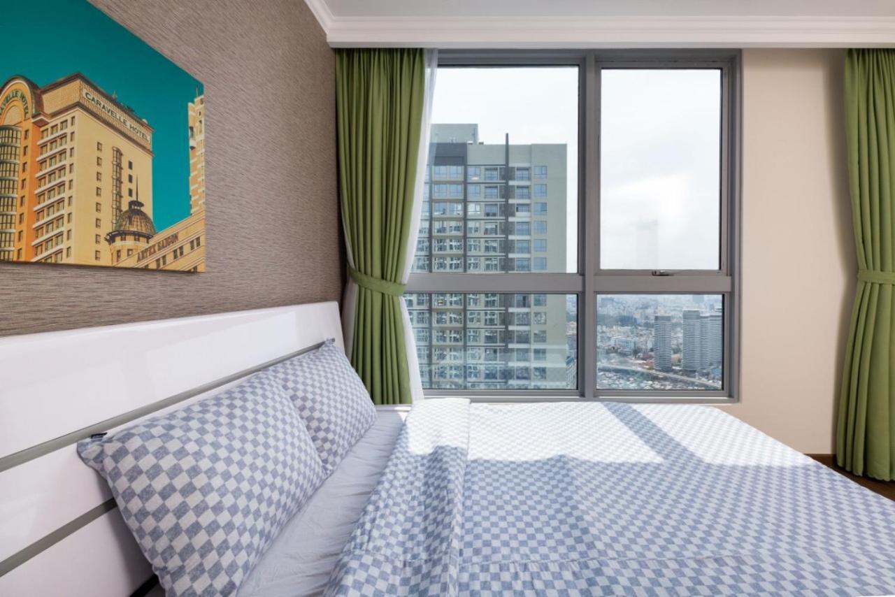 Homes By Christine - Vinhomes Central Park Ho Chi Minh-Byen Eksteriør billede