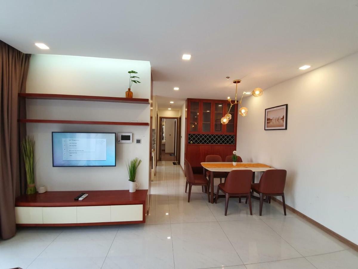 Homes By Christine - Vinhomes Central Park Ho Chi Minh-Byen Eksteriør billede